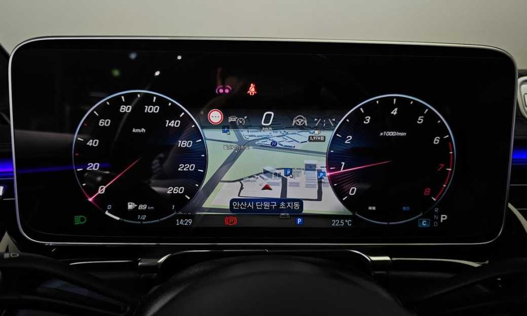Mercedes-Benz S-Class Maybach S580 4MATIC, 2024