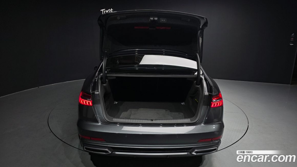 Audi A6 45 TFSI Premium, 2022
