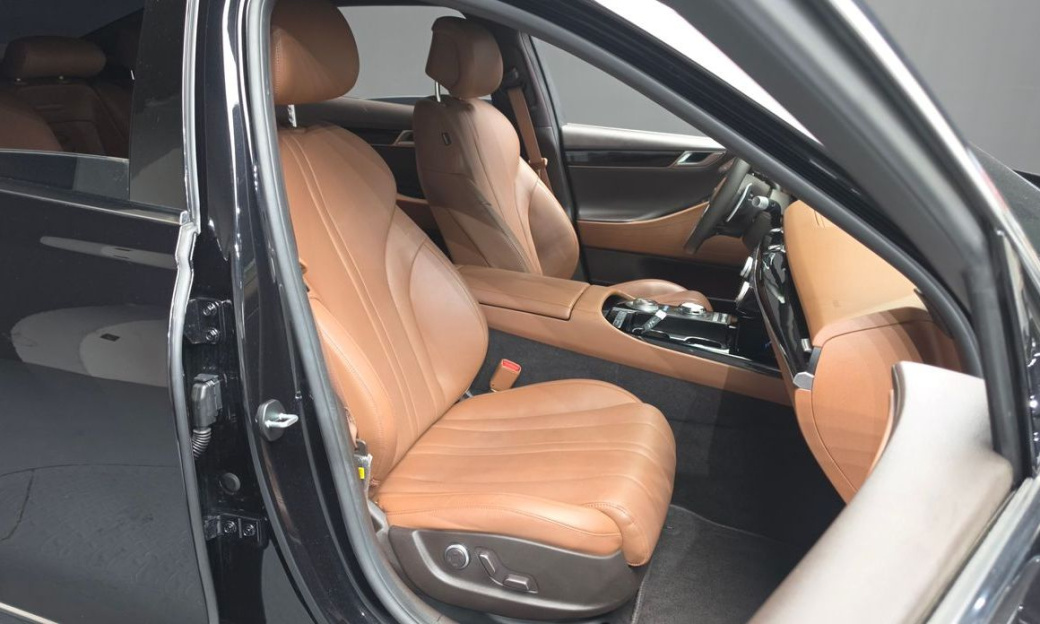 Genesis G80 Gasoline 2.5 Turbo AWD, 2024