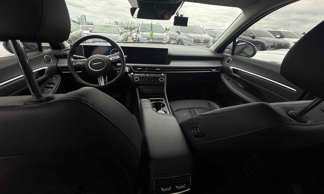 Hyundai Sonata 2.0, 2024
