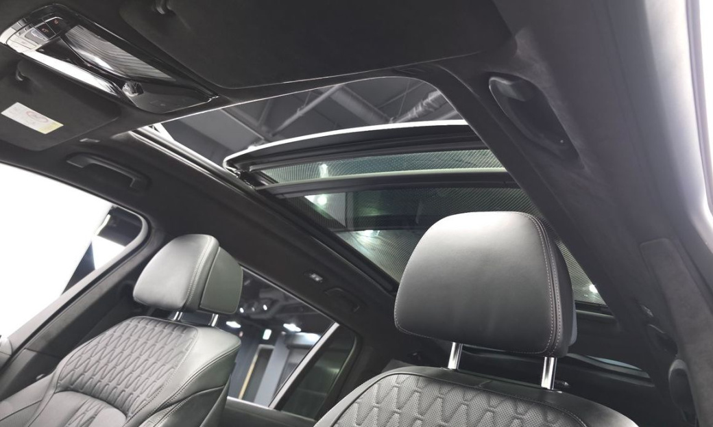 BMW X7 xDrive 40d Design Pure Excellence 7-Seater, 2024
