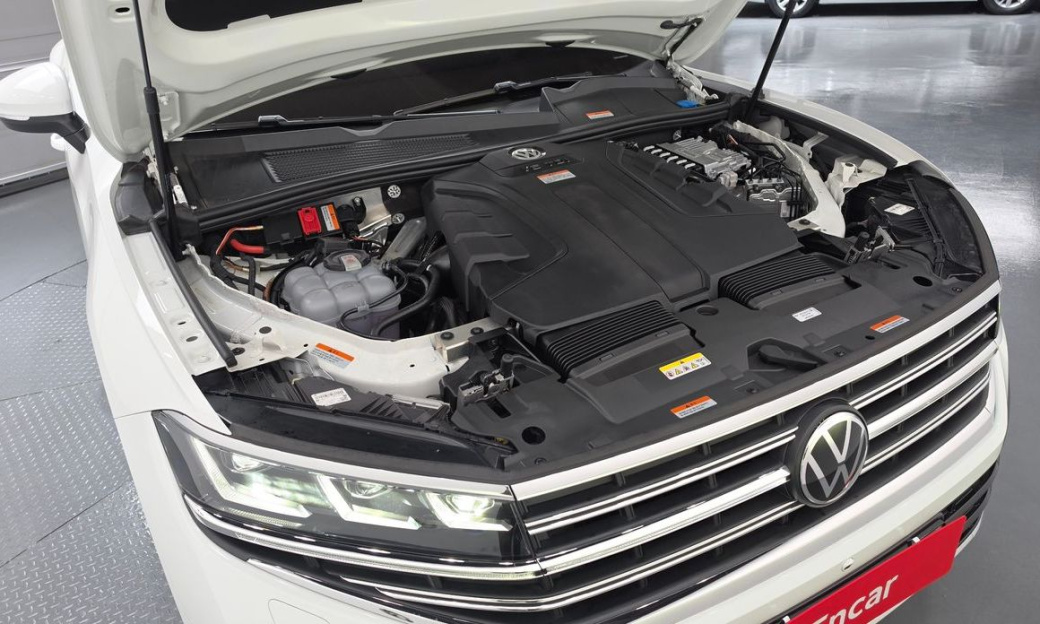 Volkswagen Touareg 3.0 TDI Prestige, 2024