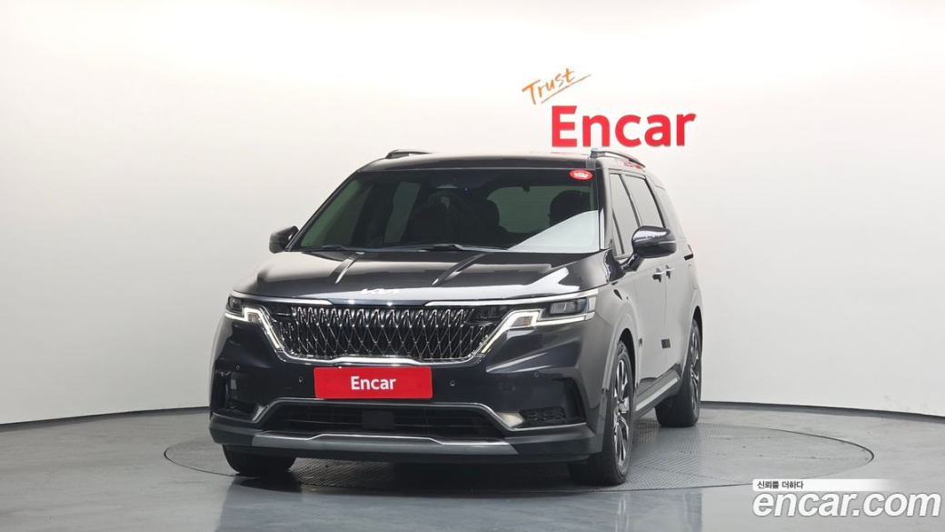 Kia Carnival 7-Seater Signature, 2022
