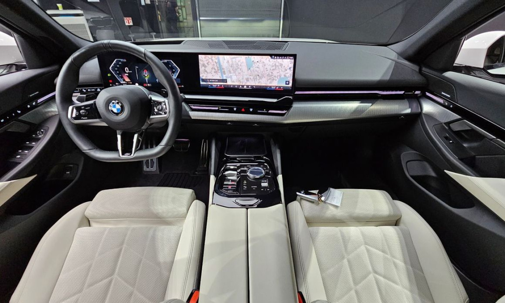 BMW 5-Series 520i M Sport, 2024