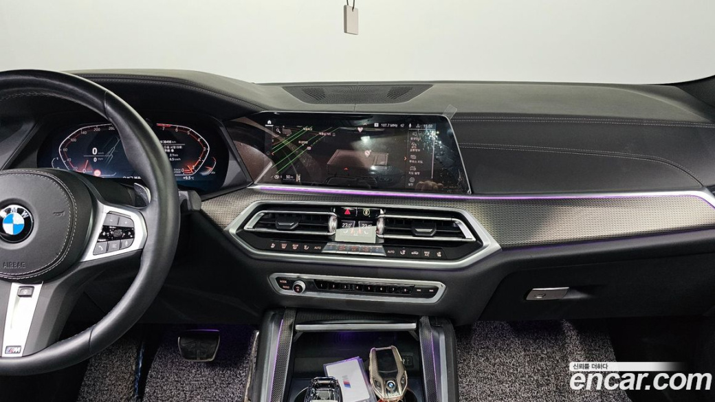 BMW X6 xDrive40i M Sport, 2022