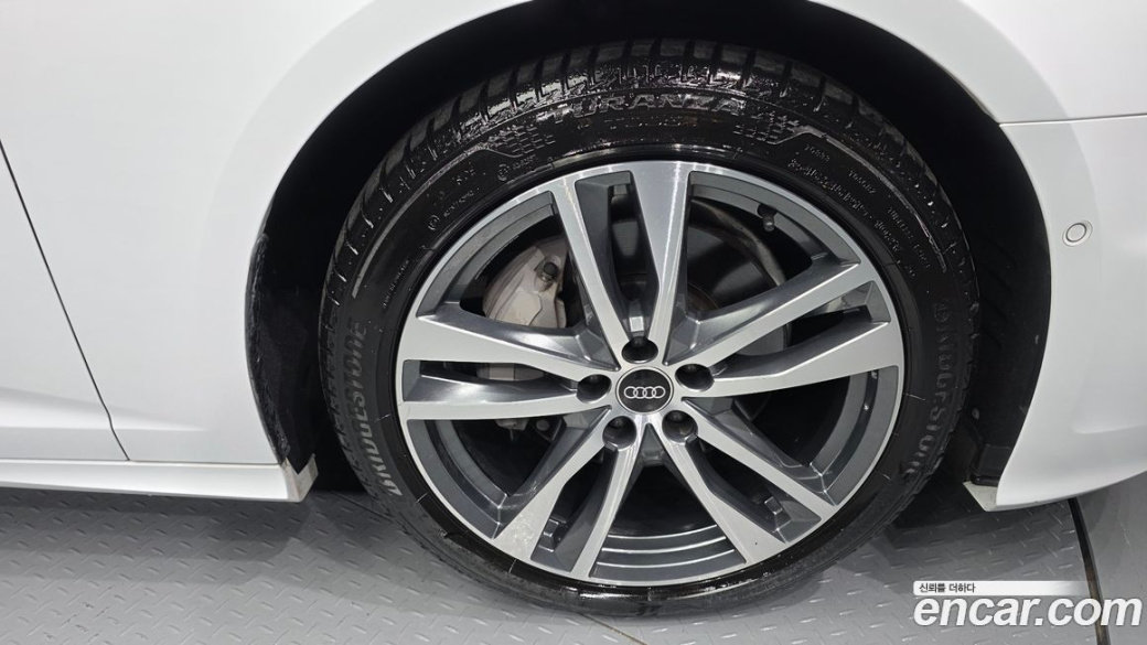 Audi A6 45 TFSI Premium, 2023