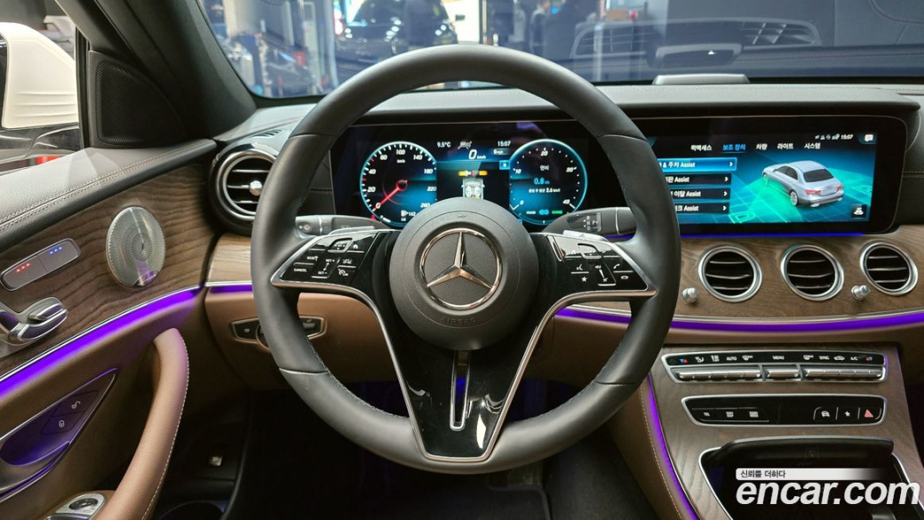 Mercedes-Benz E-Class E220d 4MATIC Exclusive, 2023
