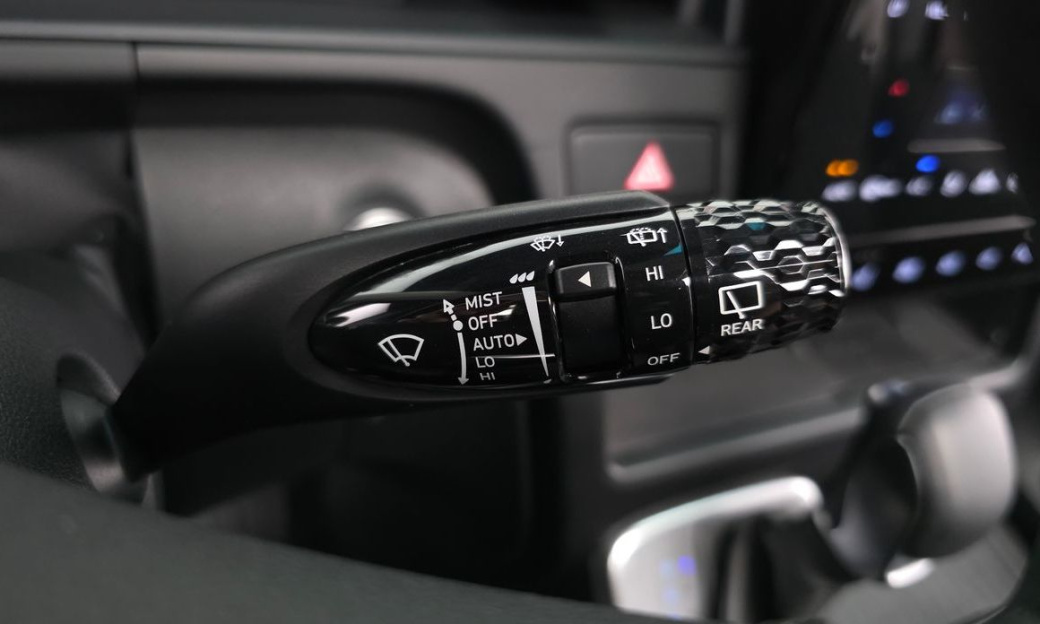 Hyundai Staria Tourer 9-Seater, 2025