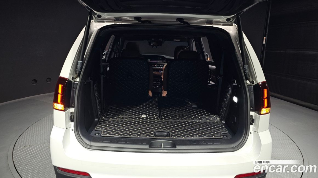 Kia Mohave Diesel 3.0 4WD 6-Seater, 2023