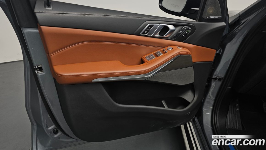 BMW X7 xDrive 40d Design Pure Excellence 7-Seater, 2024