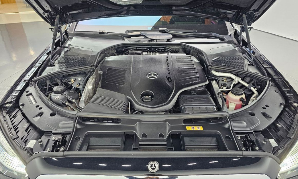 Mercedes-Benz S-Class S500L 4MATIC, 2024