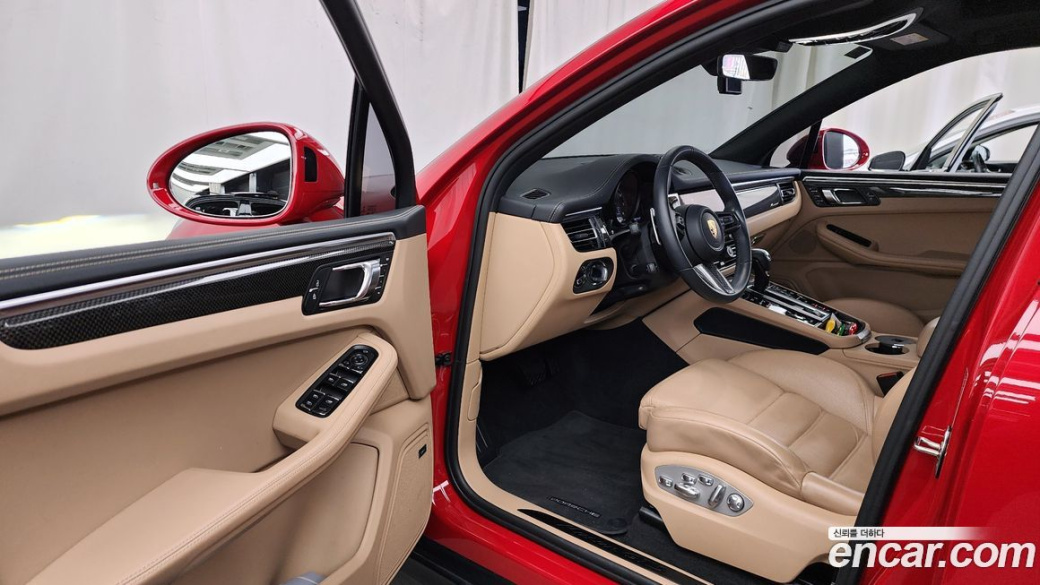 Porsche Macan 2.9 GTS, 2023