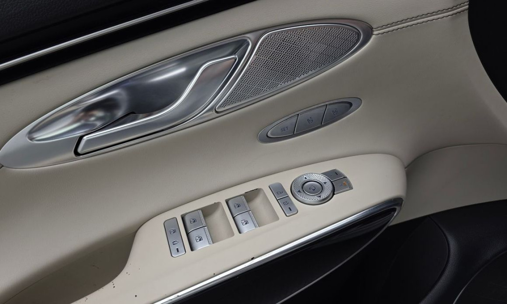 Genesis GV70 2.5T Gasoline 2WD, 2022
