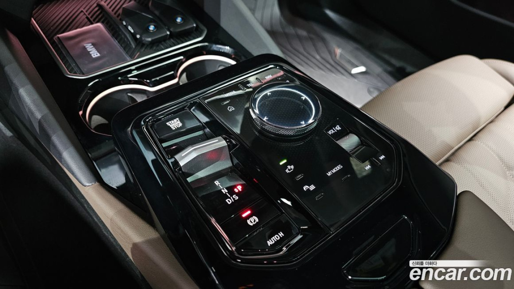 BMW 5-Series 520i M Sport, 2025