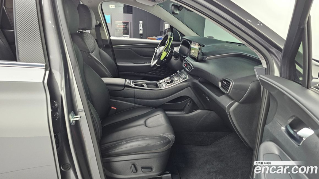 Hyundai Santafe Gasoline 2.5T 4WD, 2023