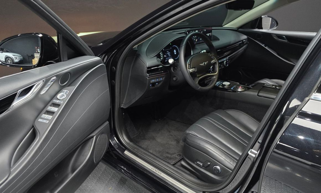 Genesis G80 Gasoline 2.5 Turbo AWD, 2023