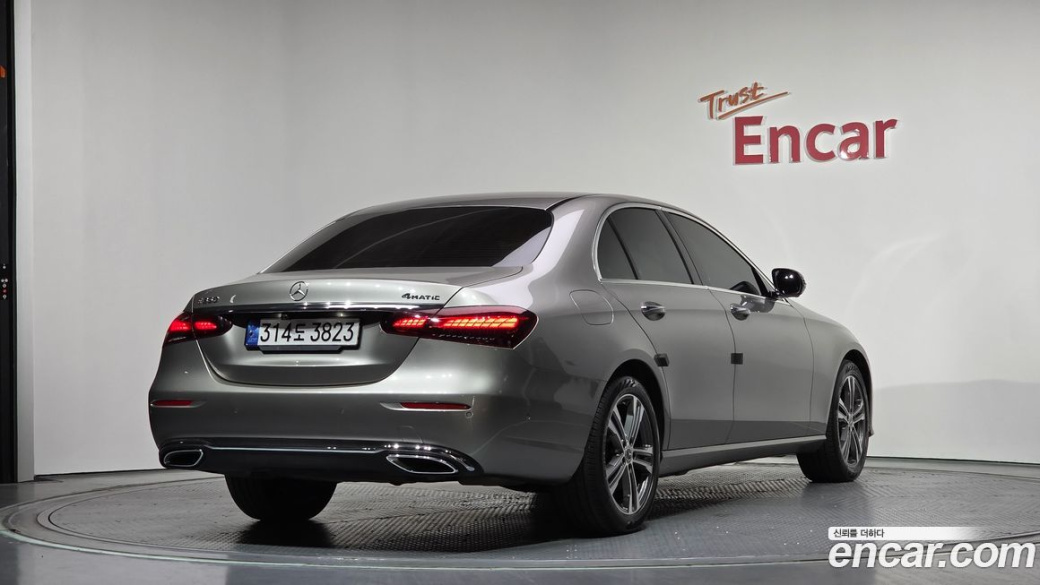 Mercedes-Benz E-Class E350 4MATIC Avantgarde, 2022