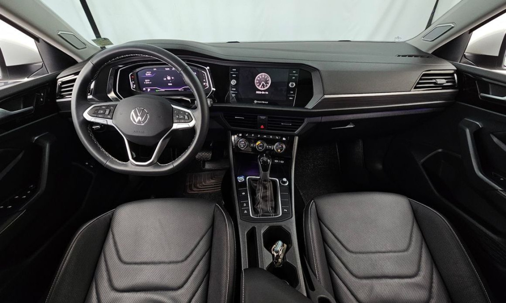 Volkswagen Jetta 1.5 TSI Prestige, 2023