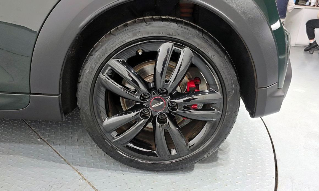 Mini Cooper Convertible JCW, 2024