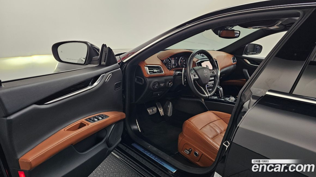 Maserati Ghibli 3.0 Modena, 2022