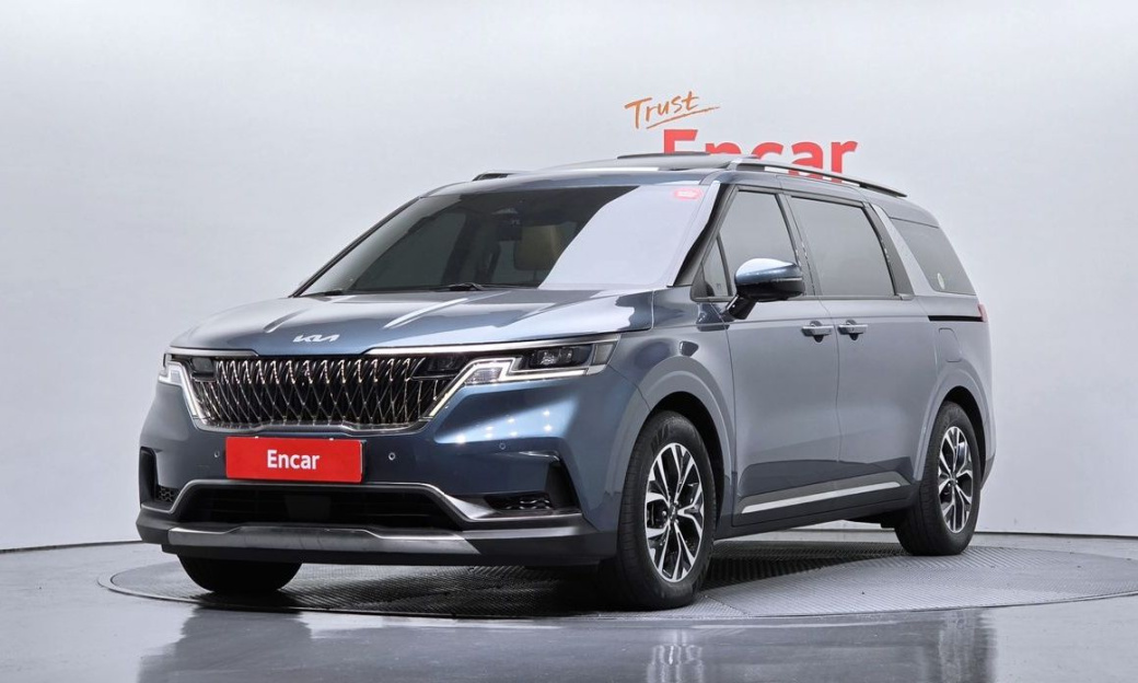 Kia Carnival 9-Seater Signature, 2023