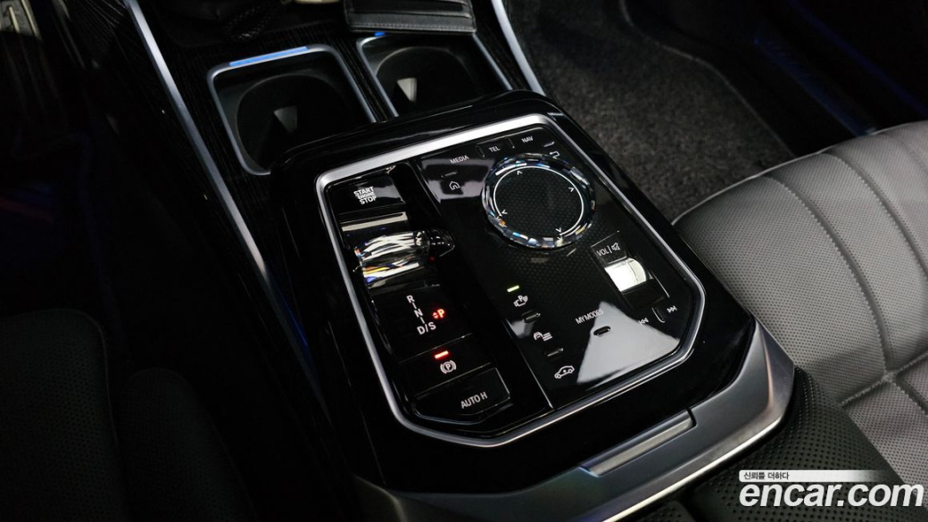 BMW 7-Series 740d xDrive M Sport, 2025