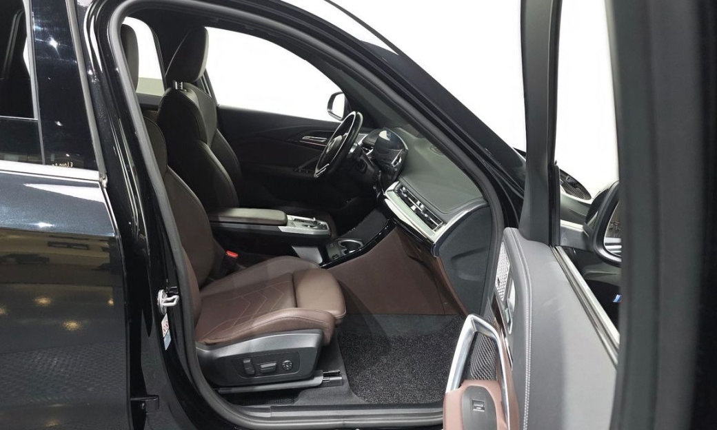 BMW X1 xDrive 20i M Sport, 2024