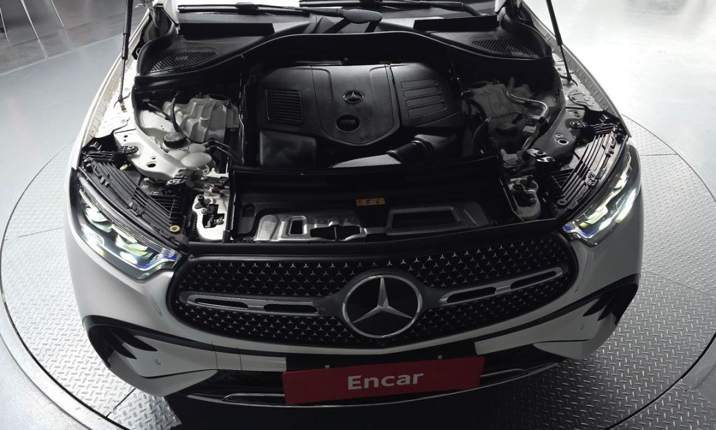 Mercedes-Benz GLC-Class GLC300 4MATIC AMG Line, 2024