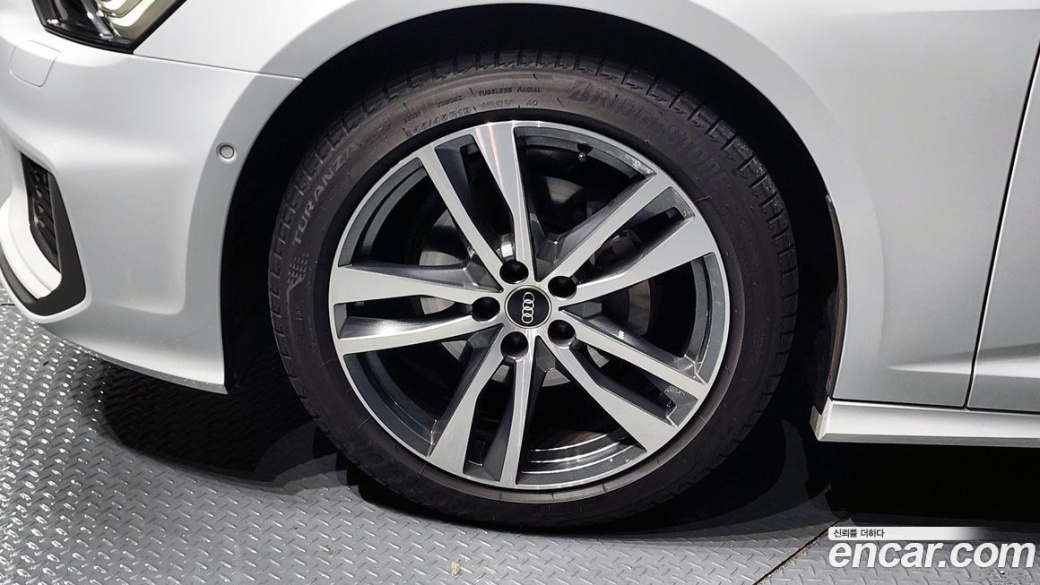 Audi A6 40 TDI Quattro Premium, 2023
