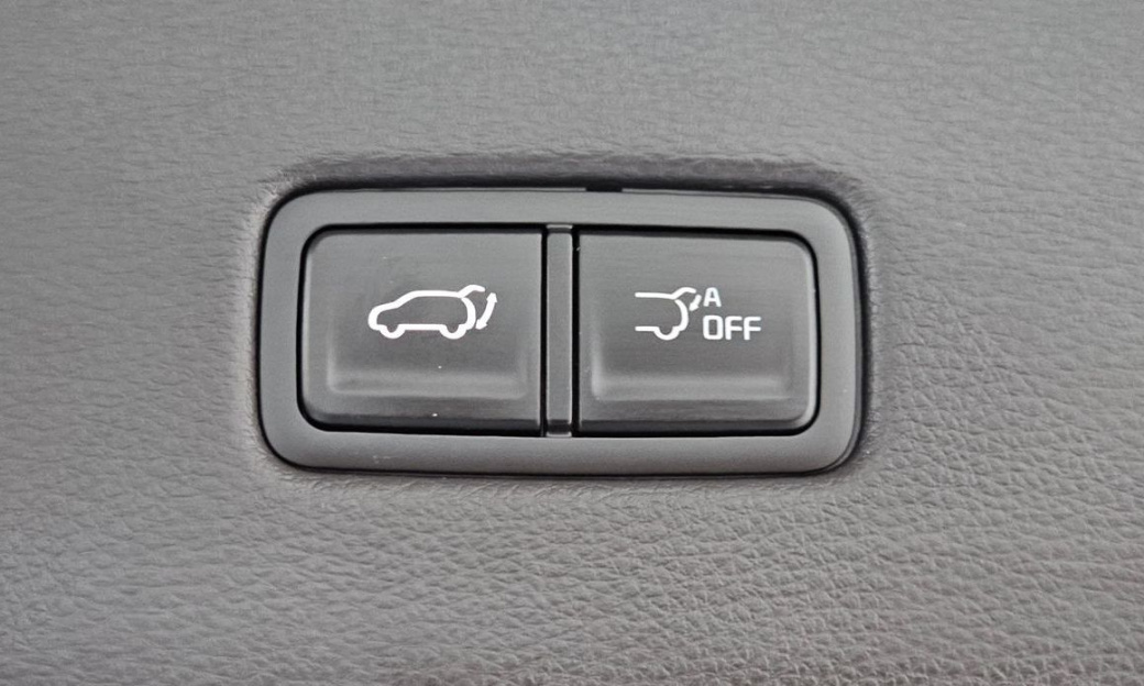 Kia Carnival 9-Seater Noblesse, 2025