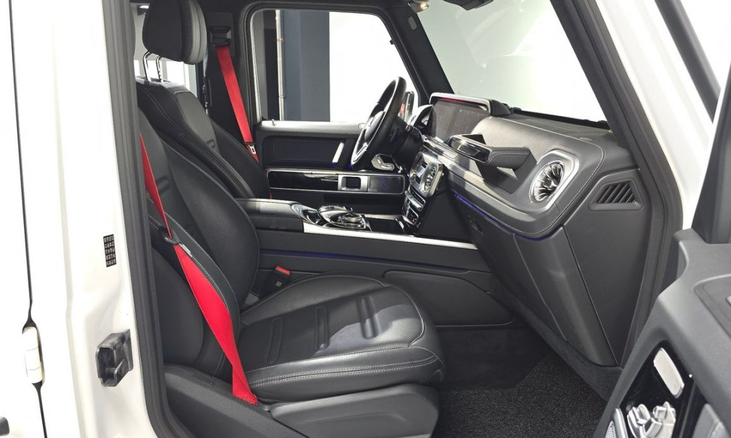 Mercedes-Benz G-Class G400d, 2023