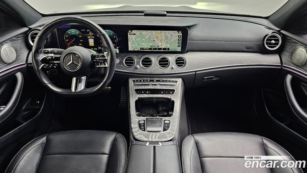 Mercedes-Benz E-Class E350 4MATIC AMG Line, 2022