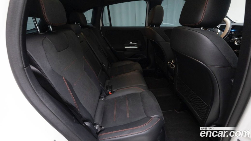 Mercedes-Benz GLA-Class GLA250 4MATIC, 2023