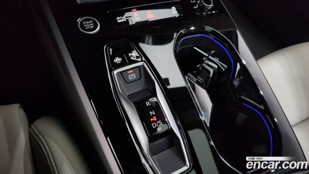 Audi A5 40 TFSI Quattro S Line, 2025