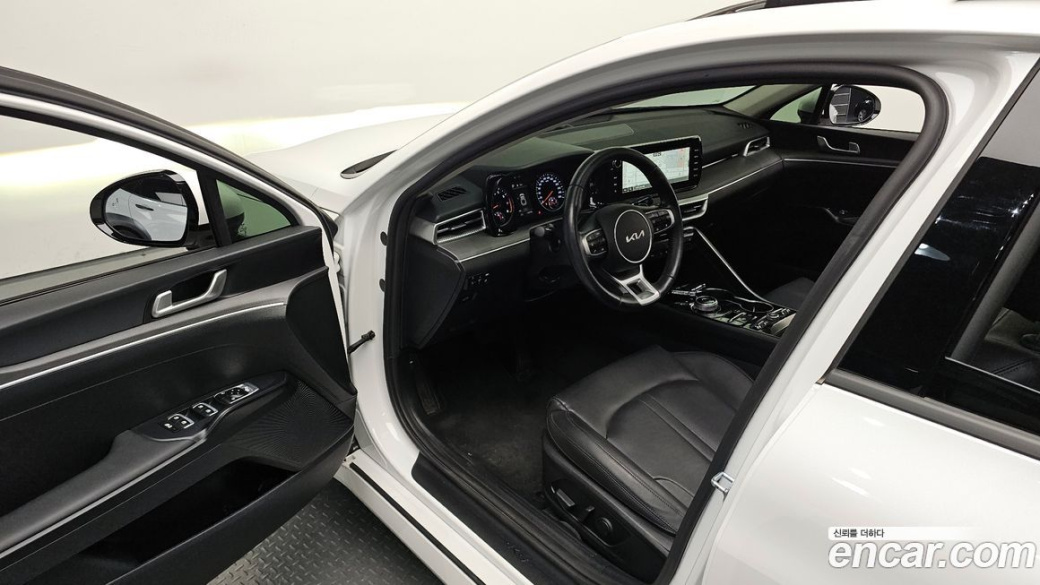 Kia K5 2.0, 2022