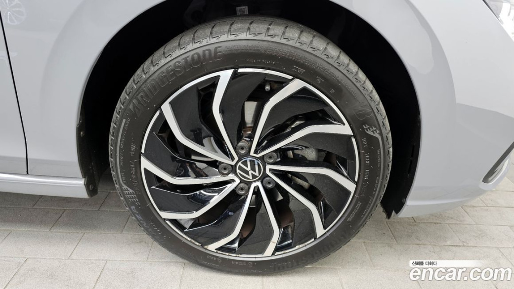 Volkswagen Golf 2.0 TDI Prestige, 2023