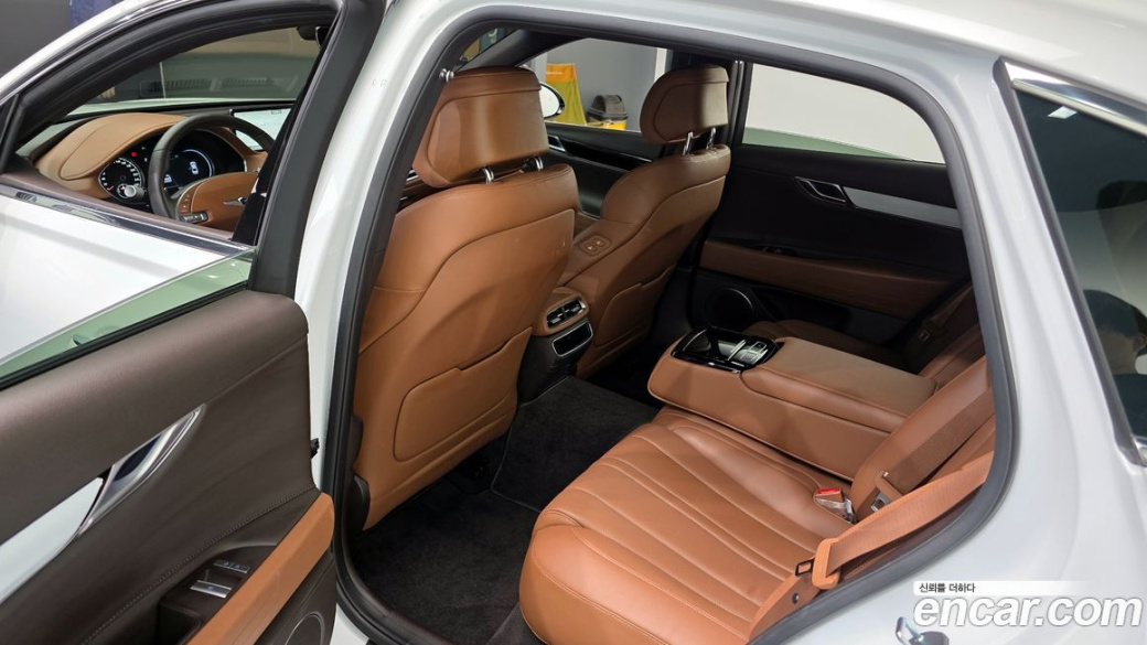 Genesis G80 Gasoline 2.5 Turbo AWD, 2024