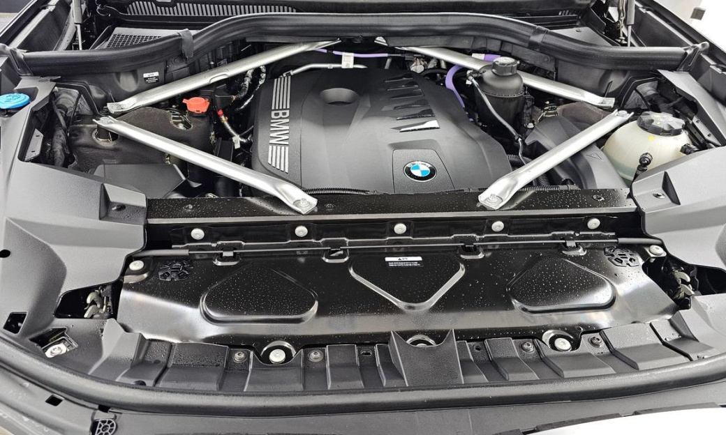 BMW X7 xDrive 40i M Sport 6STR, 2025