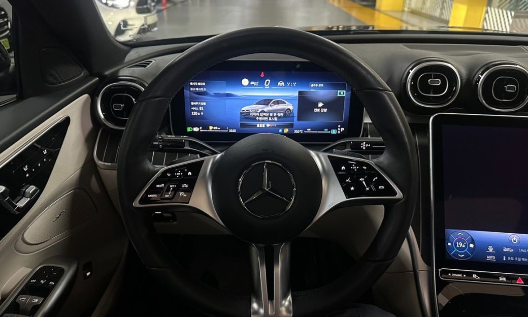 Mercedes-Benz C-Class C300 4MATIC Avantgarde, 2024