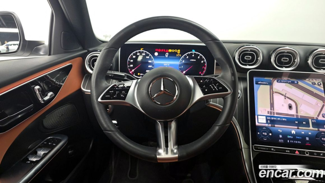 Mercedes-Benz C-Class C300 4MATIC Avantgarde, 2023