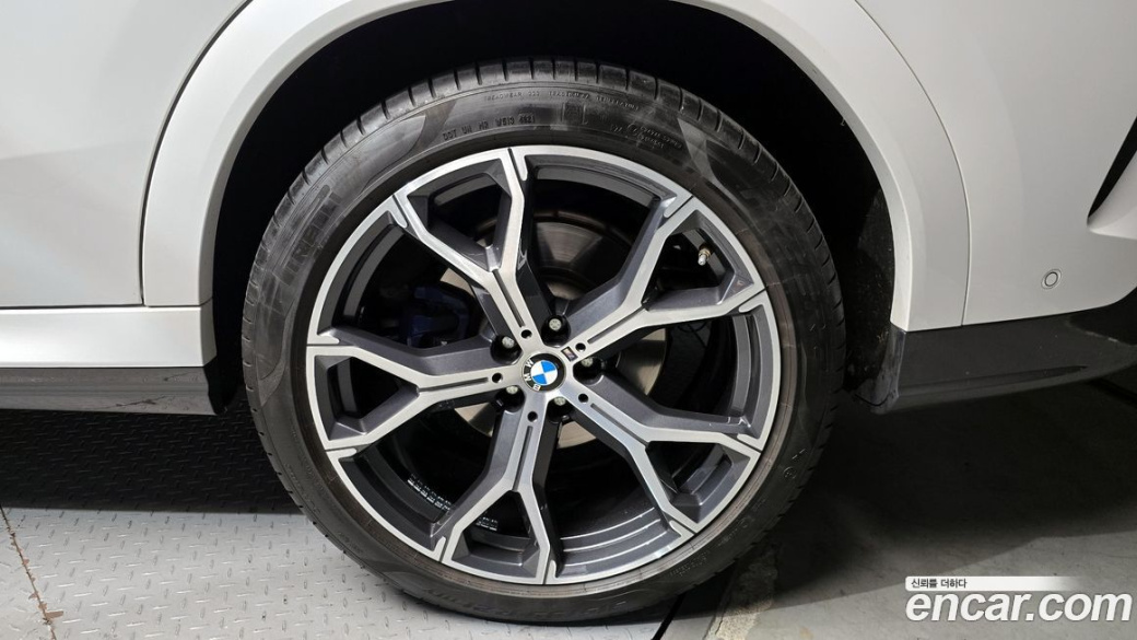 BMW X6 xDrive30d M Sport, 2022
