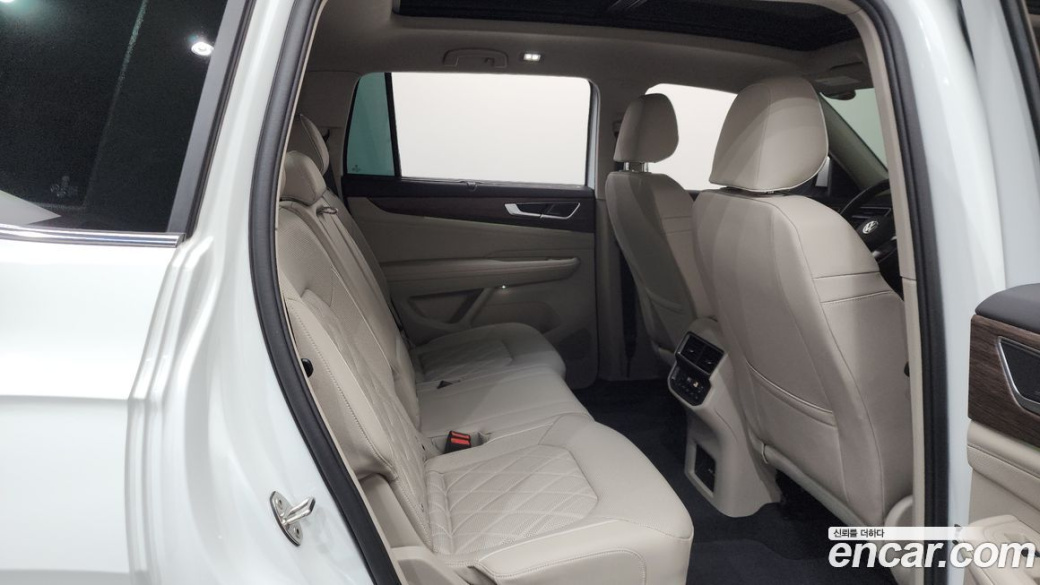 Volkswagen Atlas 2.0 TSI R-LINE 7-Seater, 2025