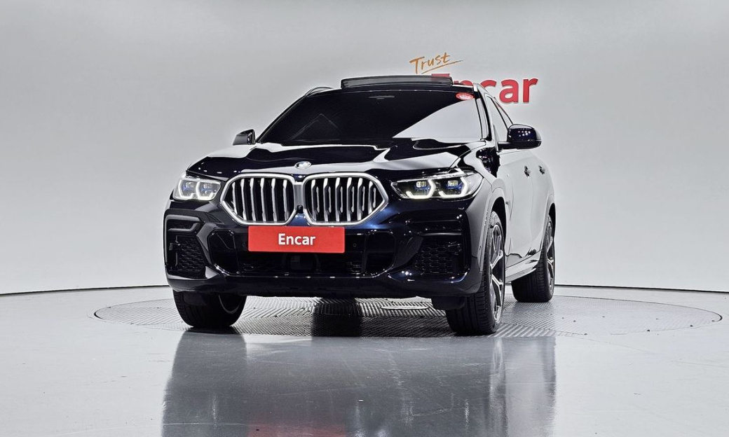 BMW X6 xDrive40i M Sport, 2022