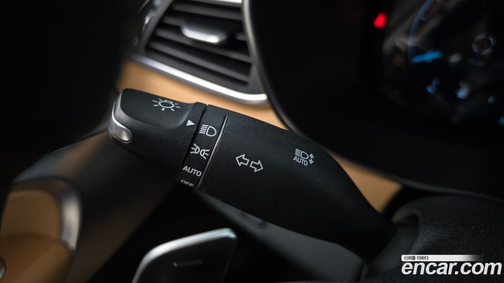 Genesis G70 Gasoline 2.0T 4WD, 2023