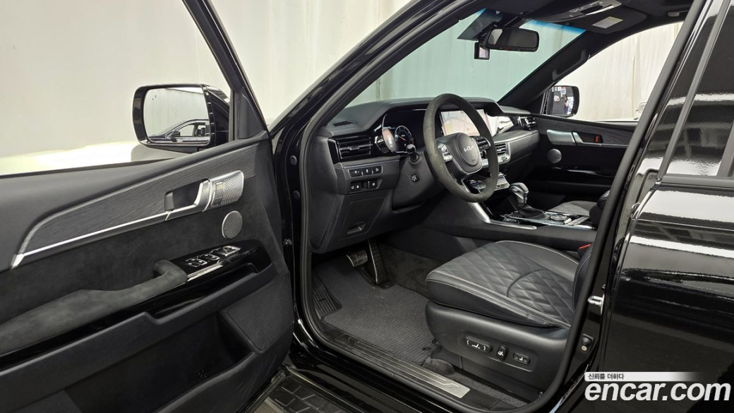 Kia Mohave Diesel 3.0 4WD 7-Seater, 2023