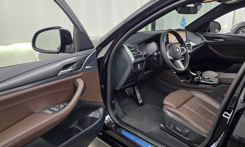 BMW X4 xDrive20d M Sport, 2025