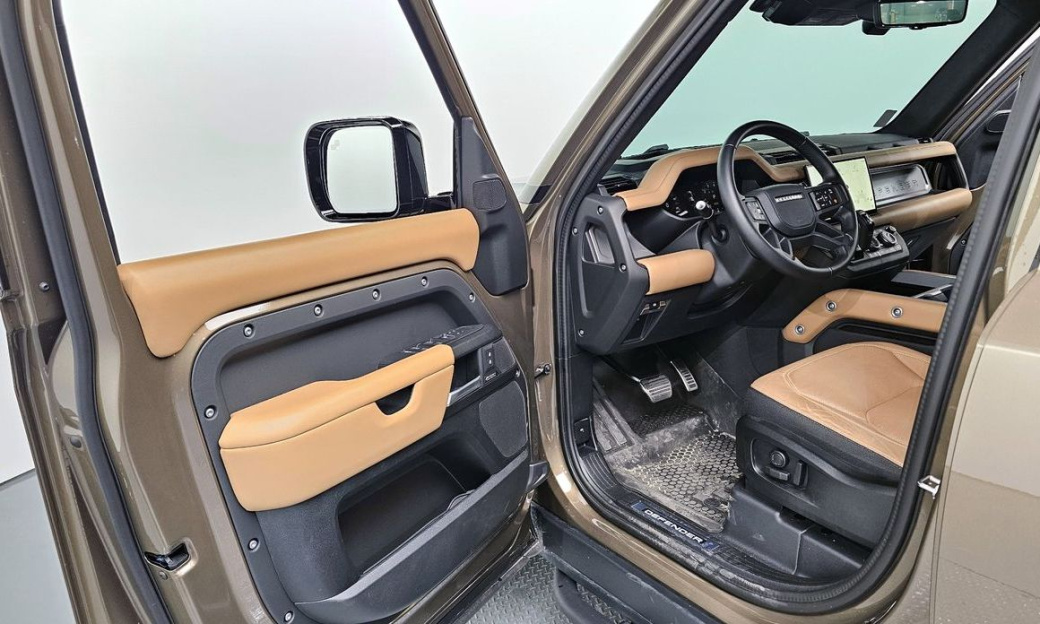 Land Rover Defender 110 P400 X, 2025