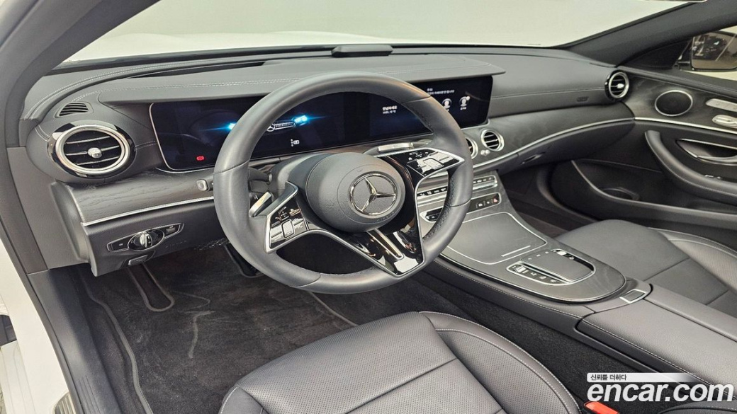 Mercedes-Benz E-Class E250 AMG Line, 2023