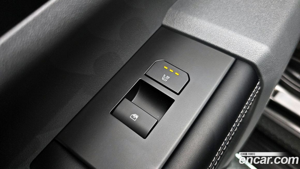 Kia Tasman 2.5T Gasoline 4WD, 2026