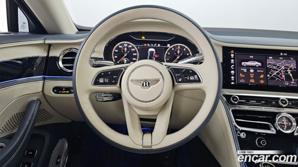 Bentley Flying Spur 4.0 Azure, 2024